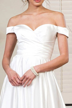 A-Line sweet heart neckline wedding gown